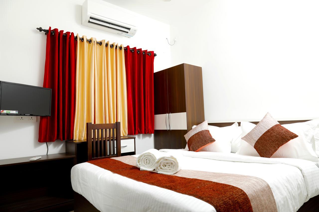 Puthens Clifton Inn Kottayam Zewnętrze zdjęcie